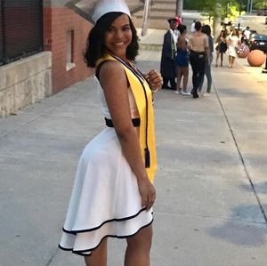 Meet your Posher, Jennifer